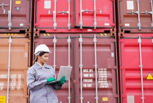 Customs & Clearance